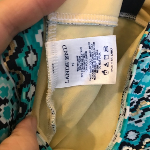 Child’s one piece swimsuit lands end - Picture 3 of 3